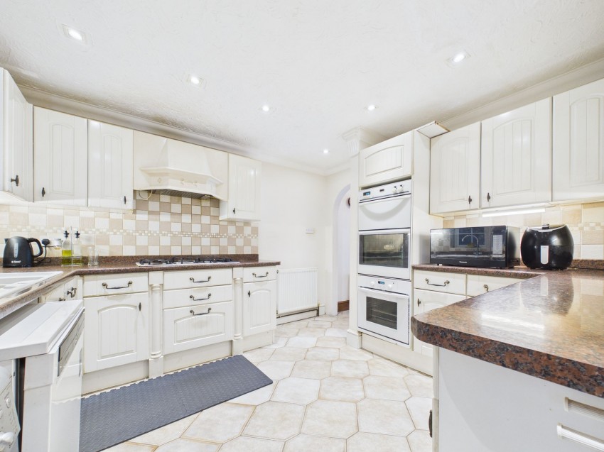 Images for Westwood Row, Tilehurst, RG31
