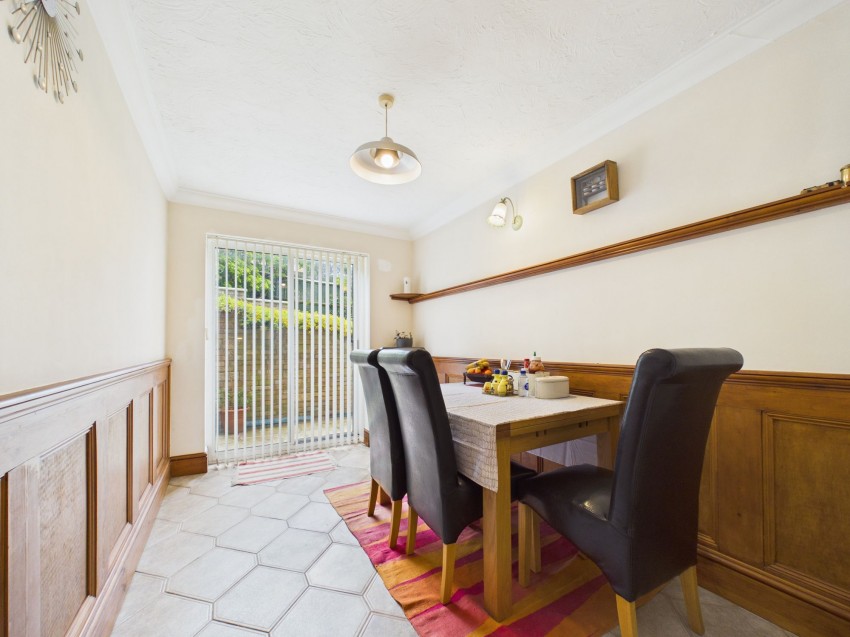 Images for Westwood Row, Tilehurst, RG31