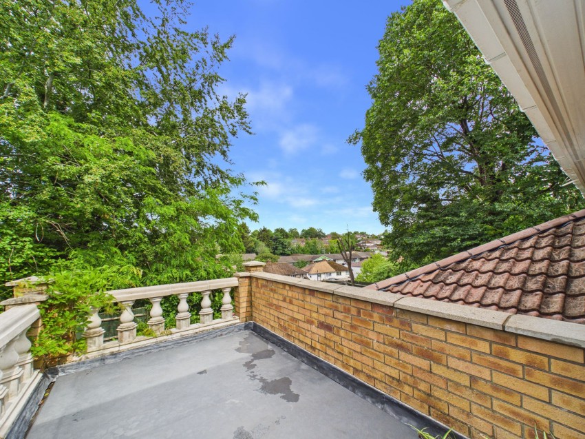 Images for Westwood Row, Tilehurst, RG31