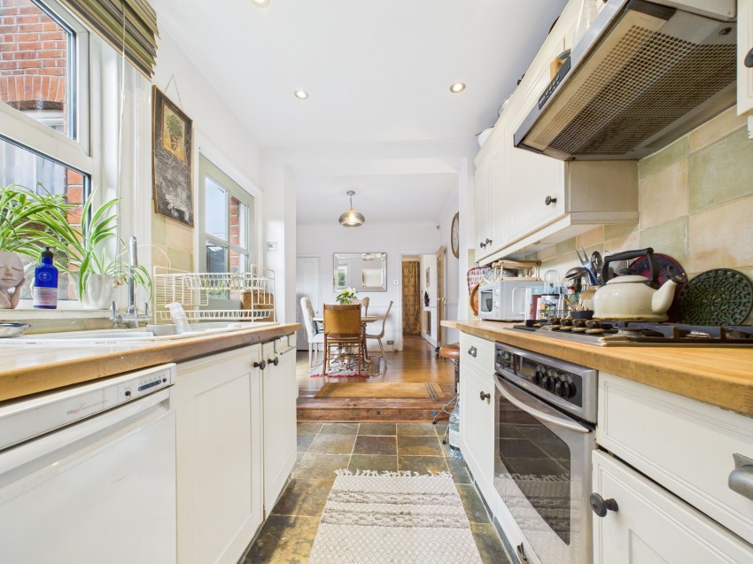 Images for Grovelands Road, Reading, RG30