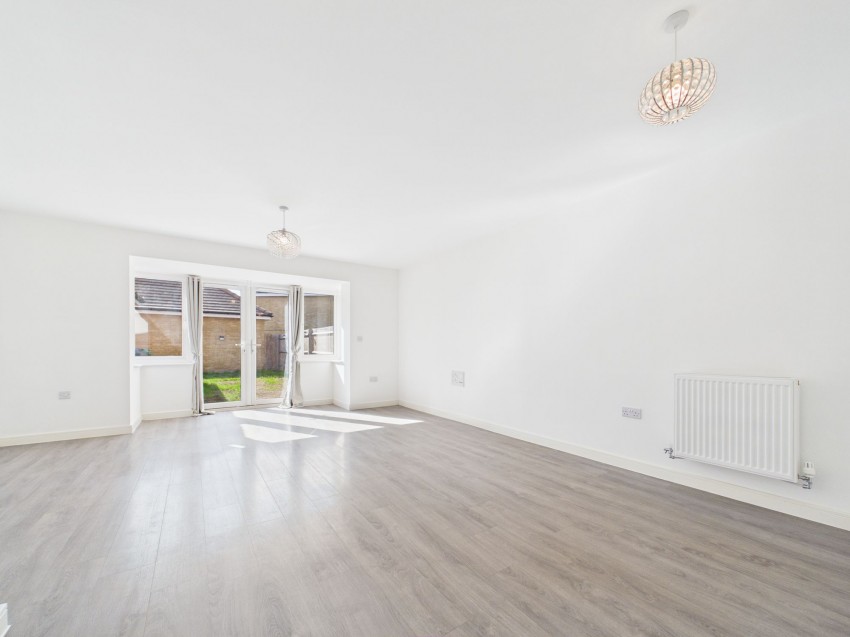 Images for Honey Bee Street, Calcot, RG31
