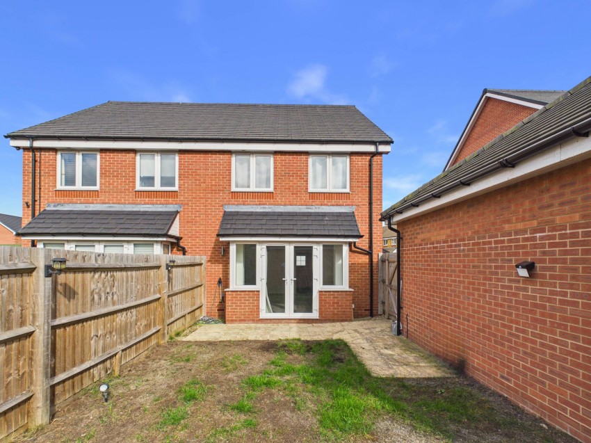 Images for Honey Bee Street, Calcot, RG31