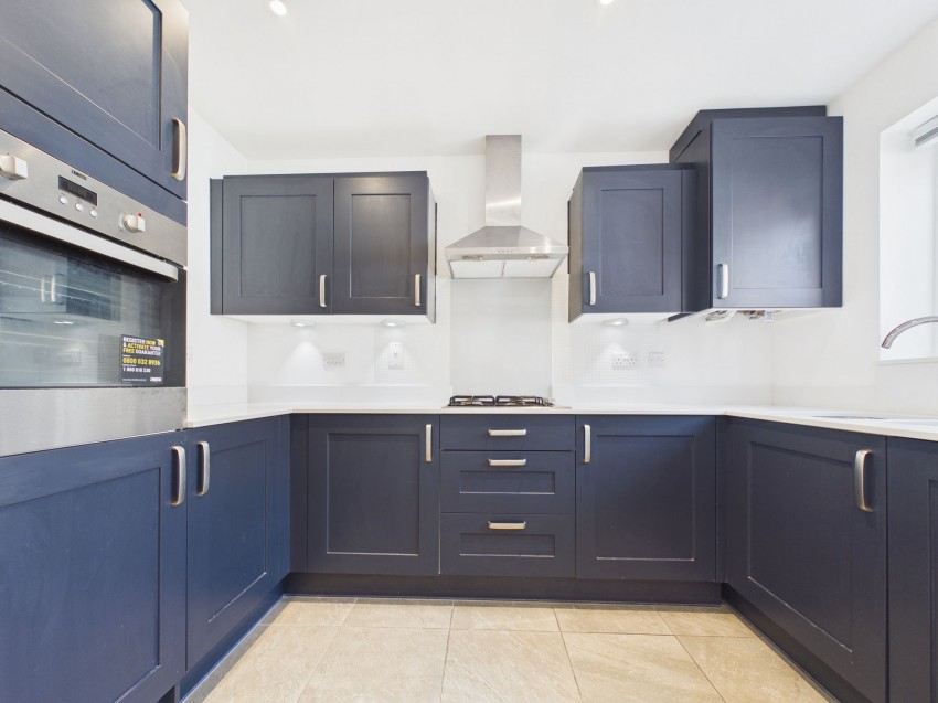 Images for Honey Bee Street, Calcot, RG31