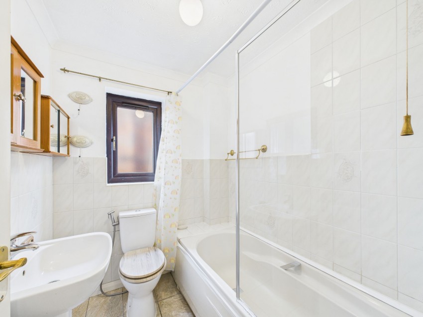 Images for Beech Lane, Lower Earley, RG6