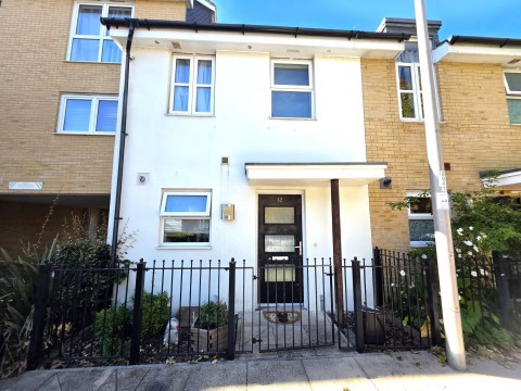 View Full Details for Havergate Way, Reading, RG2