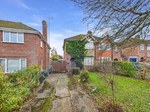 View Full Details for Redhatch Drive, Earley, RG6