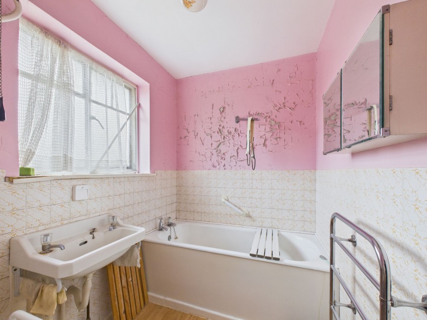 Images for Redhatch Drive, Earley, RG6