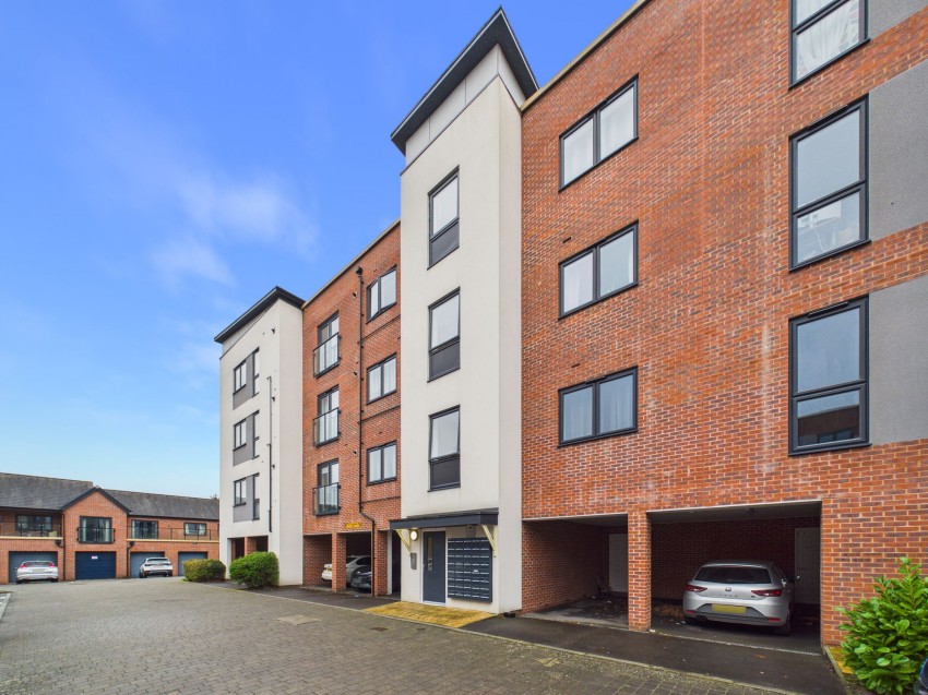 Images for Elvian Close, Reading, RG30