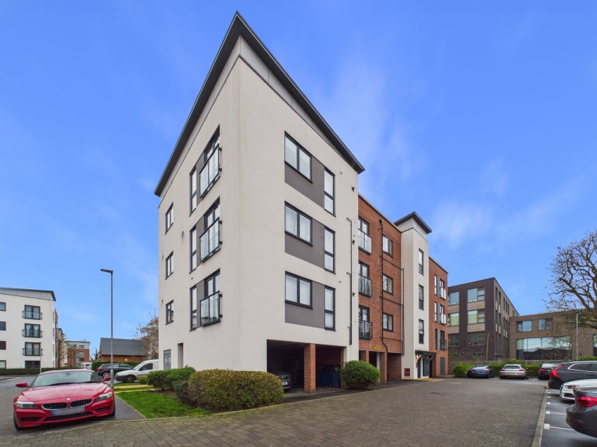 Images for Elvian Close, Reading, RG30