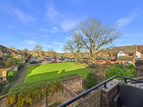 View Full Details for Maiden Place, Lower Earley, RG6