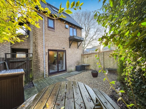 View Full Details for Maiden Place, Lower Earley, RG6