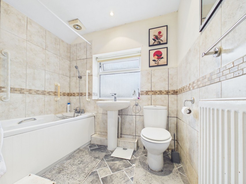 Images for Bowfell Close, Tilehurst, RG31
