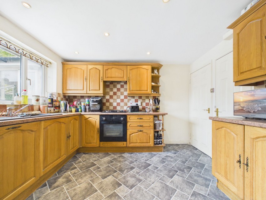 Images for Bowfell Close, Tilehurst, RG31