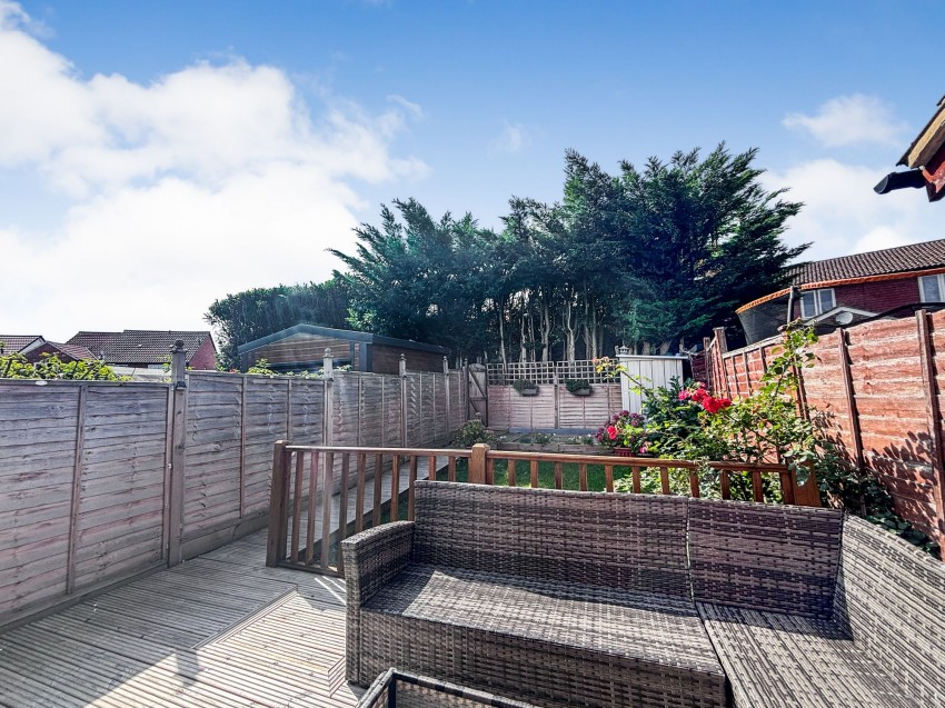 Images for Torcross Grove, Calcot, RG31