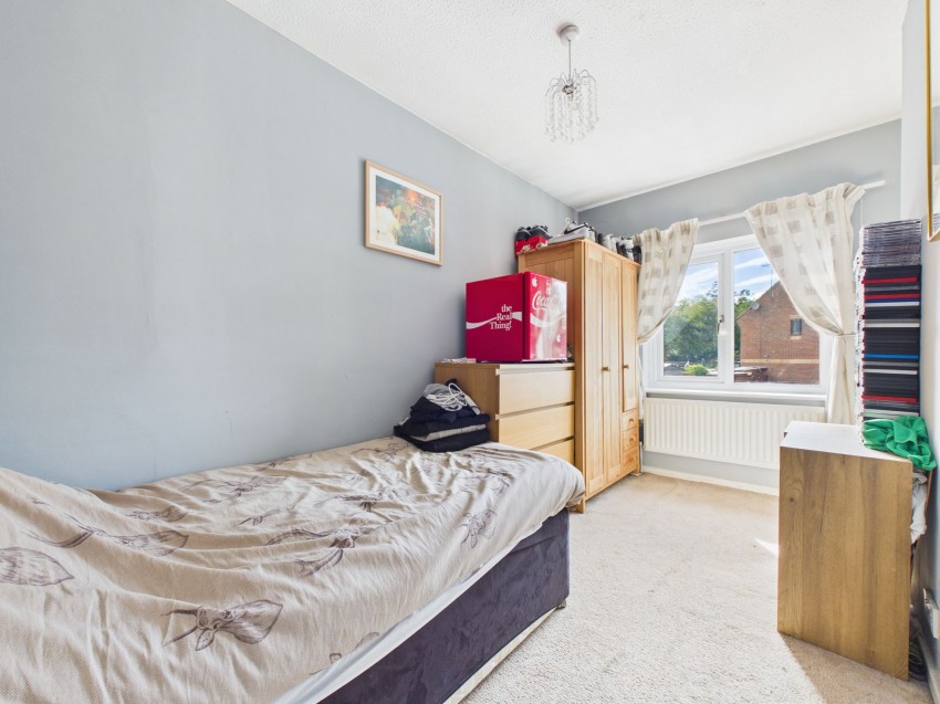 Images for Larchside Close, Spencers Wood, RG7