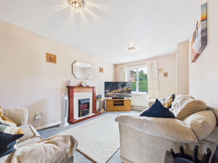 Images for Larchside Close, Spencers Wood, RG7