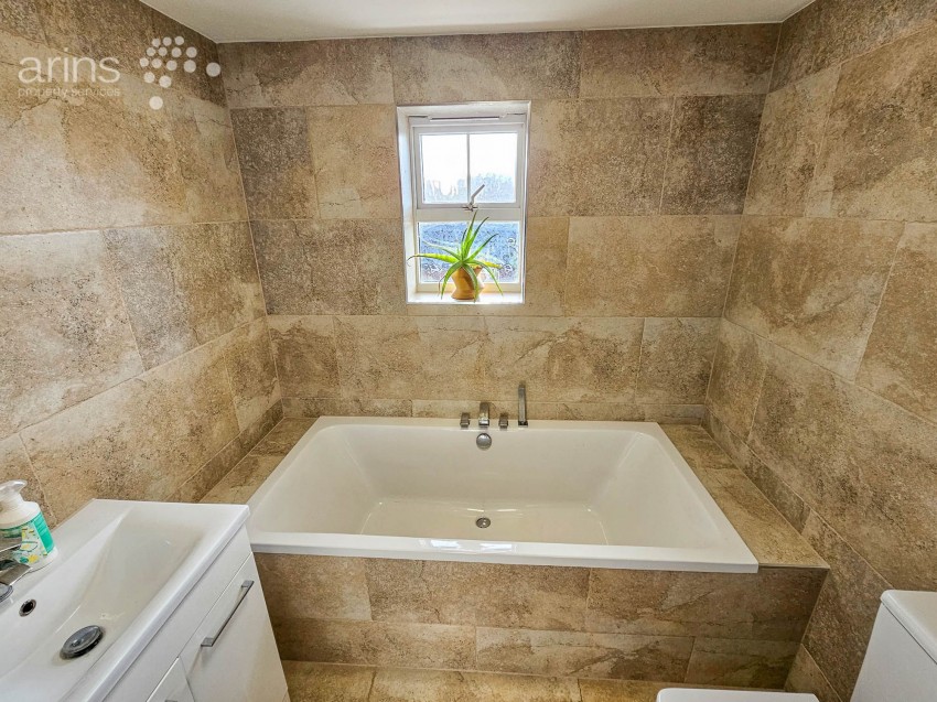 Images for Reading Road, Winnersh, RG41