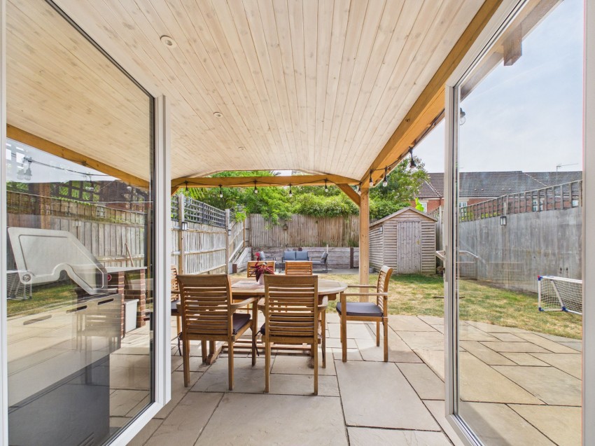 Images for Loxwood Close, Three Mile Cross, RG7