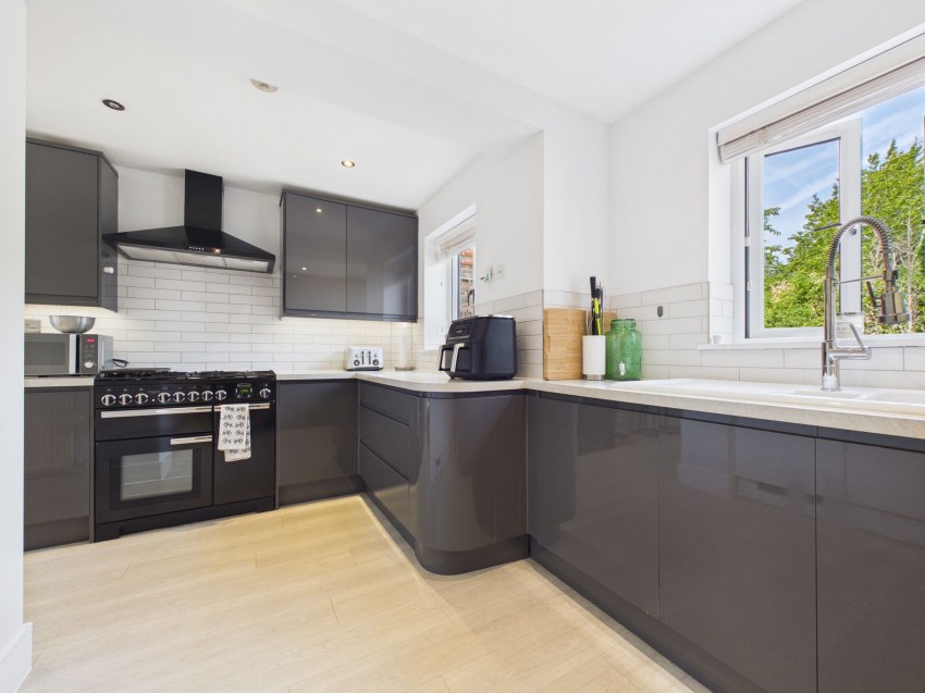Images for Loxwood Close, Three Mile Cross, RG7