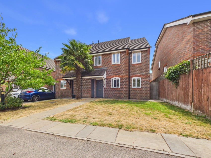 Images for Loxwood Close, Three Mile Cross, RG7