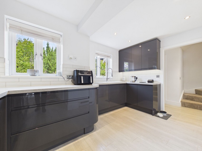 Images for Loxwood Close, Three Mile Cross, RG7
