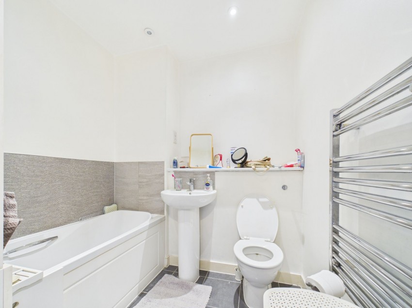 Images for Spey Road, Tilehurst, RG30