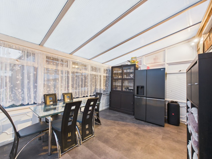 Images for Brent Gardens, Reading, RG2