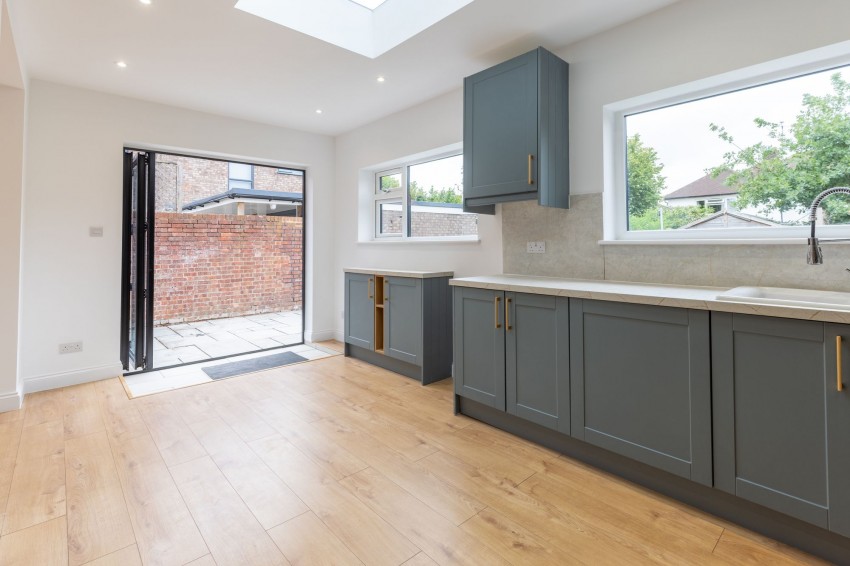 Images for Larissa Close, Tilehurst, RG31