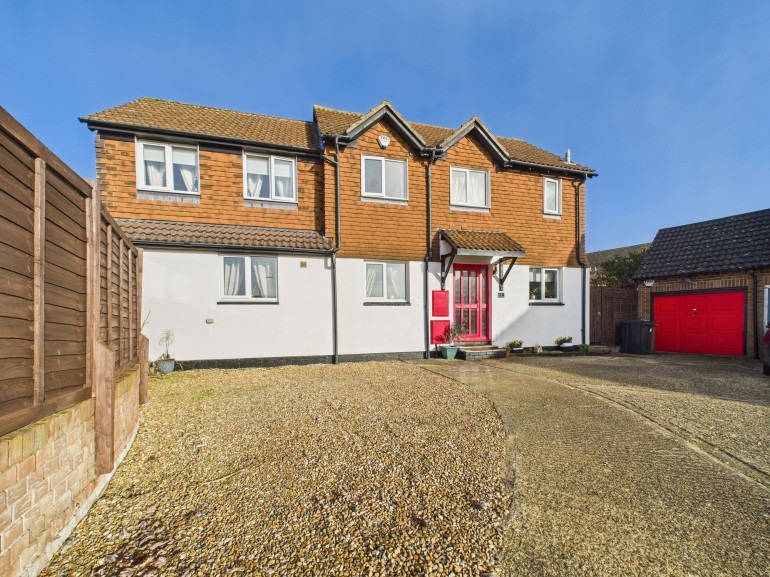 Lennox Close, Calcot, RG31