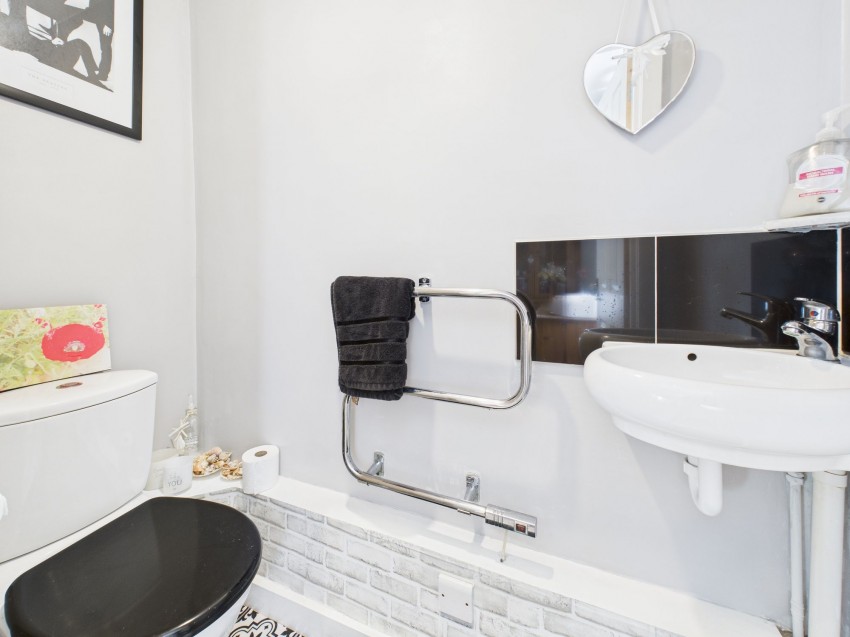 Images for Lennox Close, Calcot, RG31