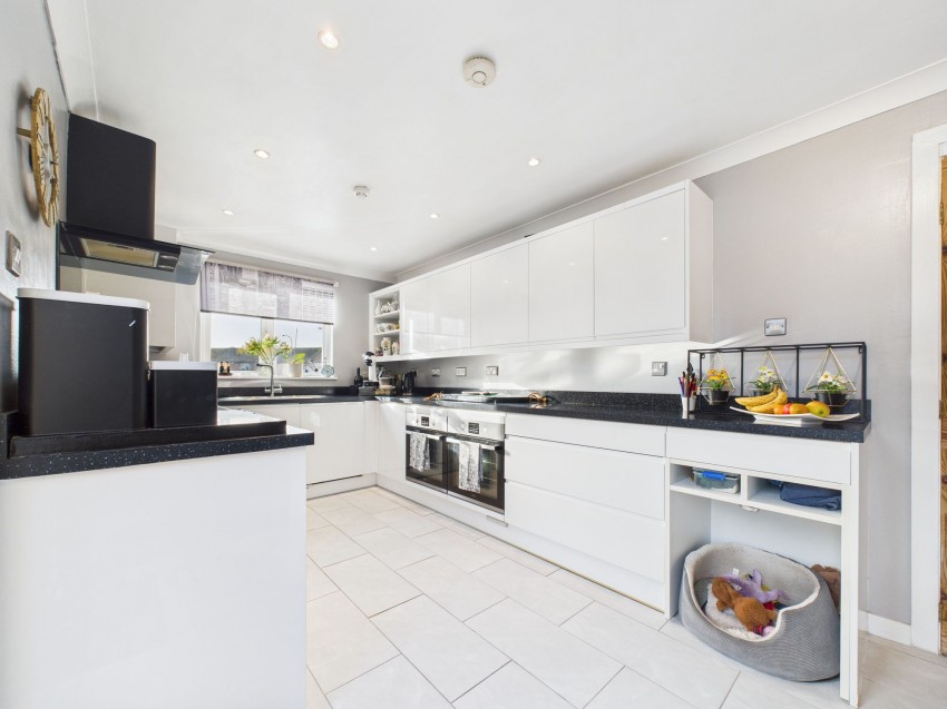 Images for Lennox Close, Calcot, RG31