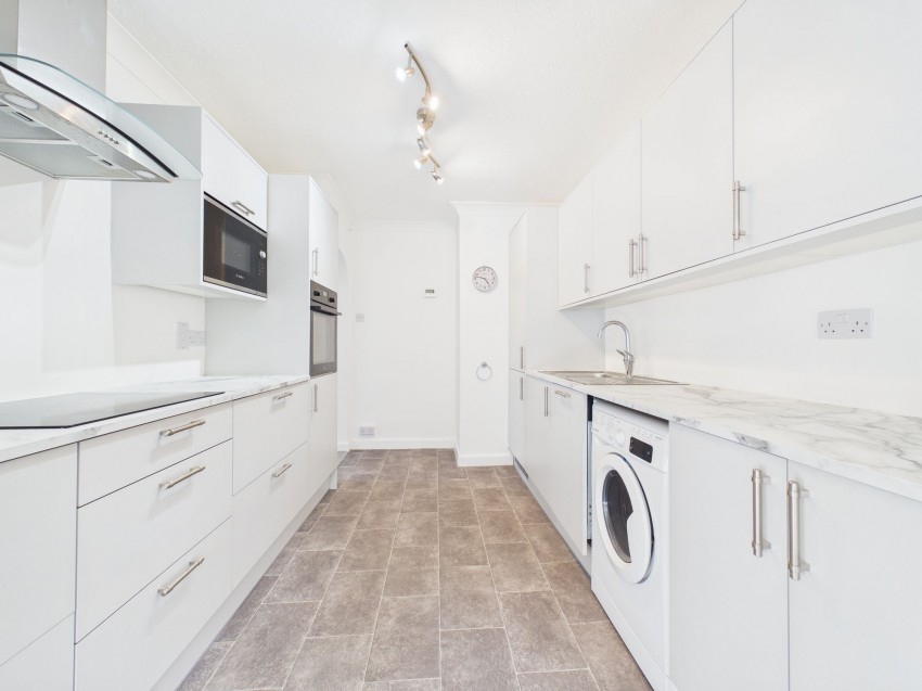 Images for Gracemere Crescent, Basingstoke, RG22