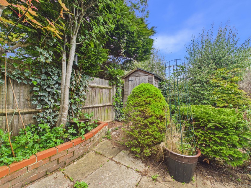 Images for Gracemere Crescent, Basingstoke, RG22