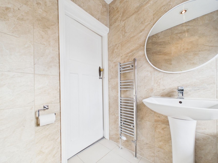 Images for Wendover Way, Tilehurst, RG30