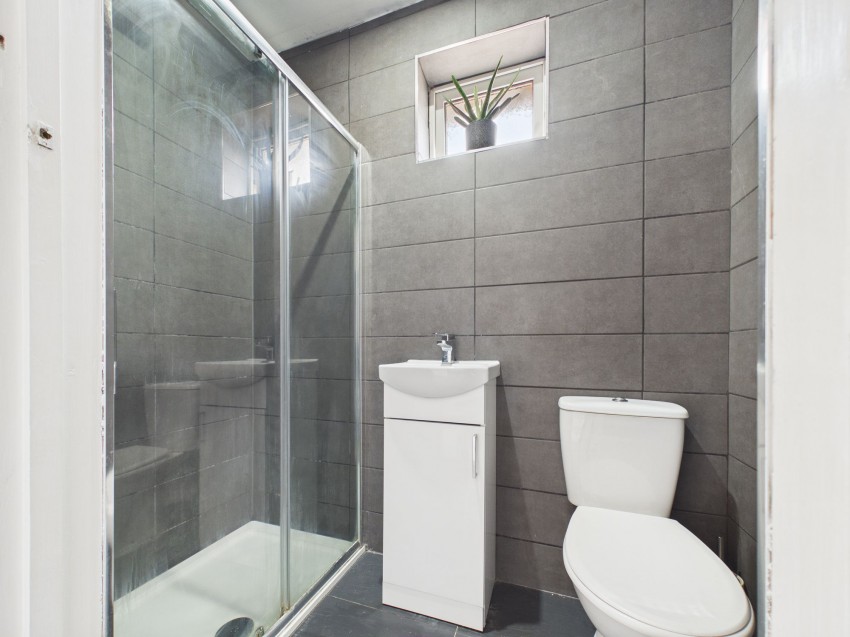 Images for Wendover Way, Tilehurst, RG30