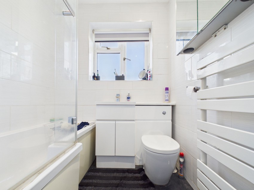 Images for Wardle Avenue, Tilehurst, RG31