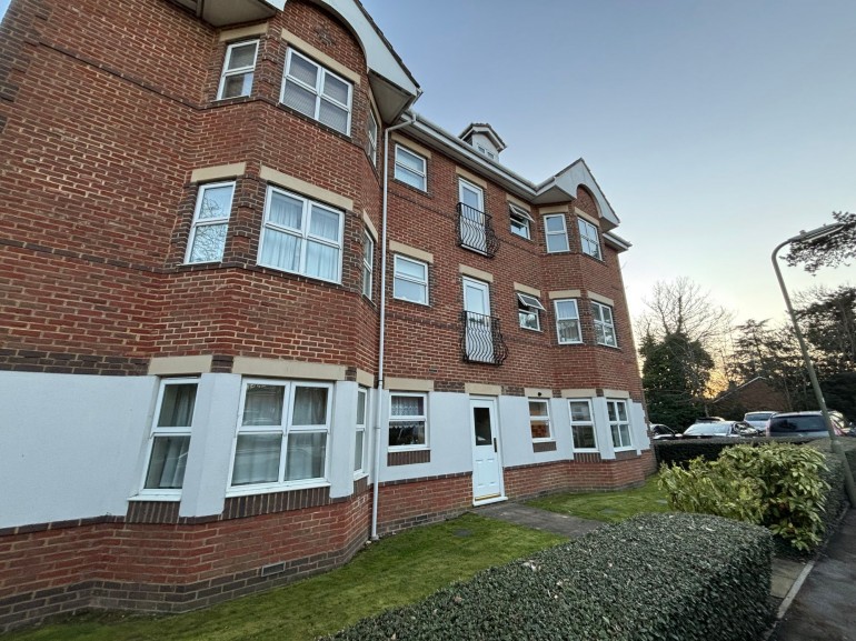 Norn Hill, Regent Court Norn Hill, RG21