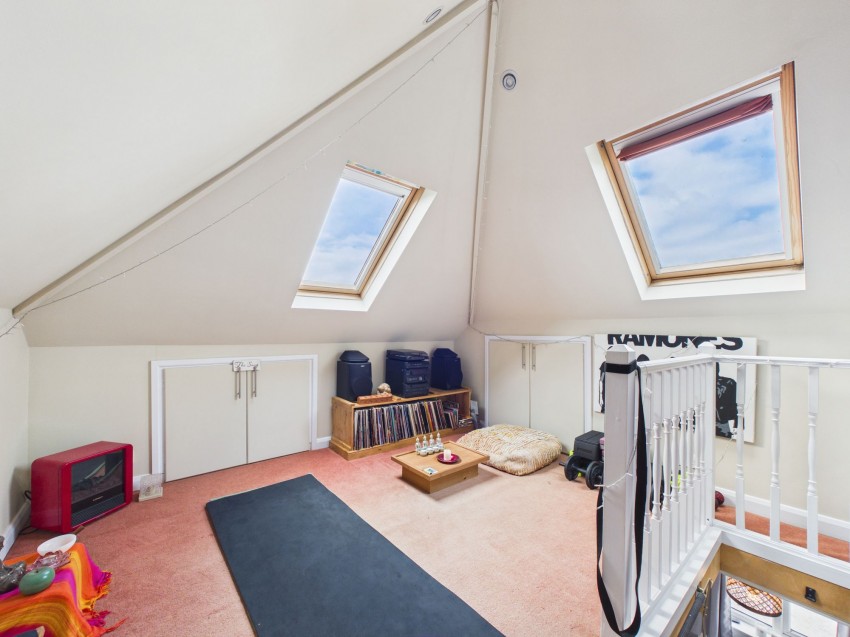 Images for Loddon Bridge Road, Woodley, RG5