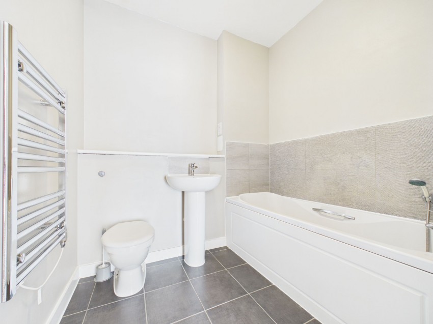 Images for Spey Road, Tilehurst, RG30
