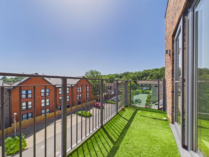 Images for Spey Road, Tilehurst, RG30