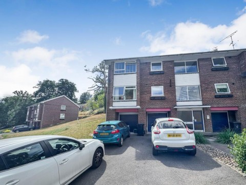 View Full Details for Starlings Drive, Tilehurst, RG31