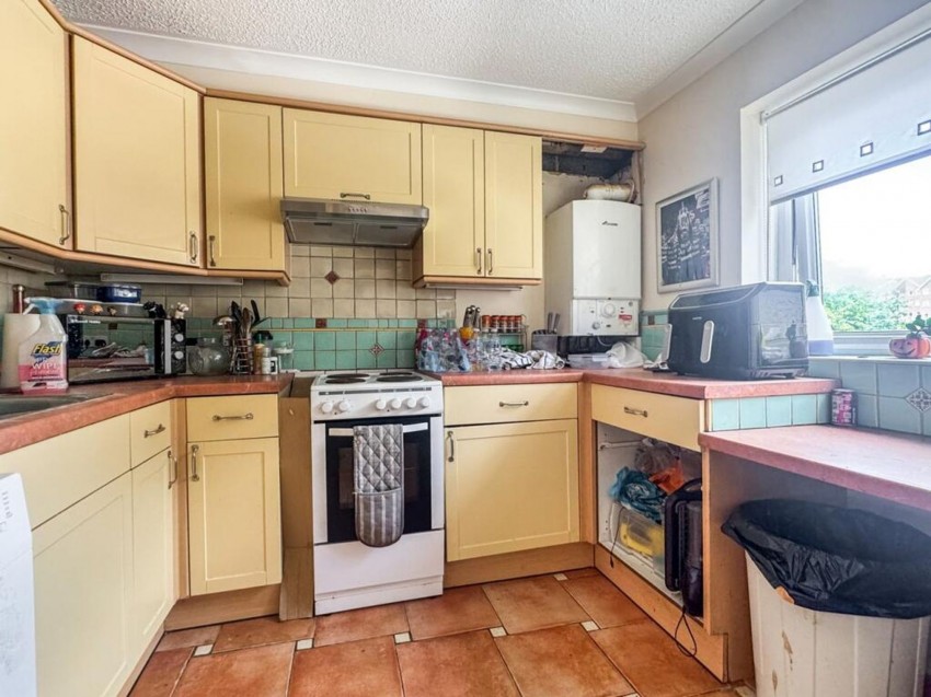 Images for Starlings Drive, Tilehurst, RG31