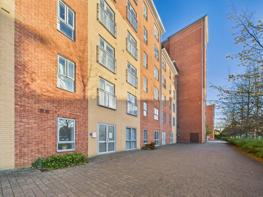 Images for Moulsford Mews, Basing House Moulsford Mews, RG30