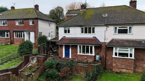 View Full Details for Armour Hill, Tilehurst, RG31