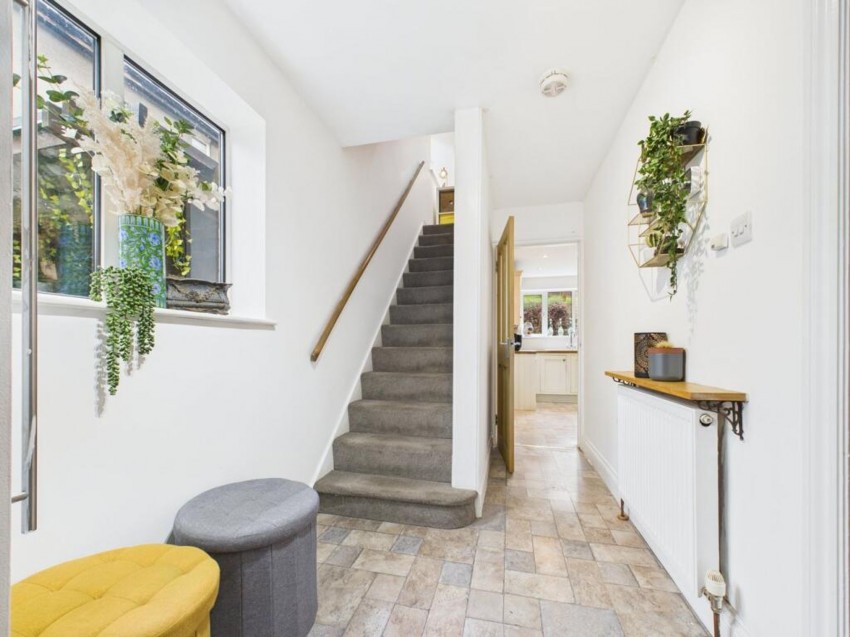 Images for Armour Hill, Tilehurst, RG31