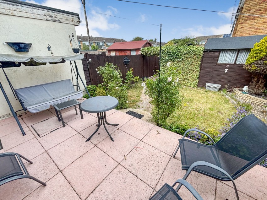 Images for Dee Road, Tilehurst, RG30