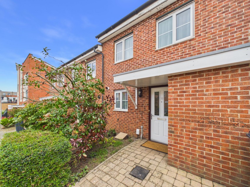 Images for Battle Square, Reading, RG30