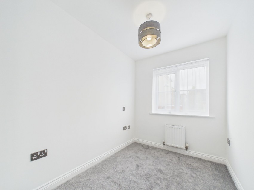 Images for Battle Square, Reading, RG30