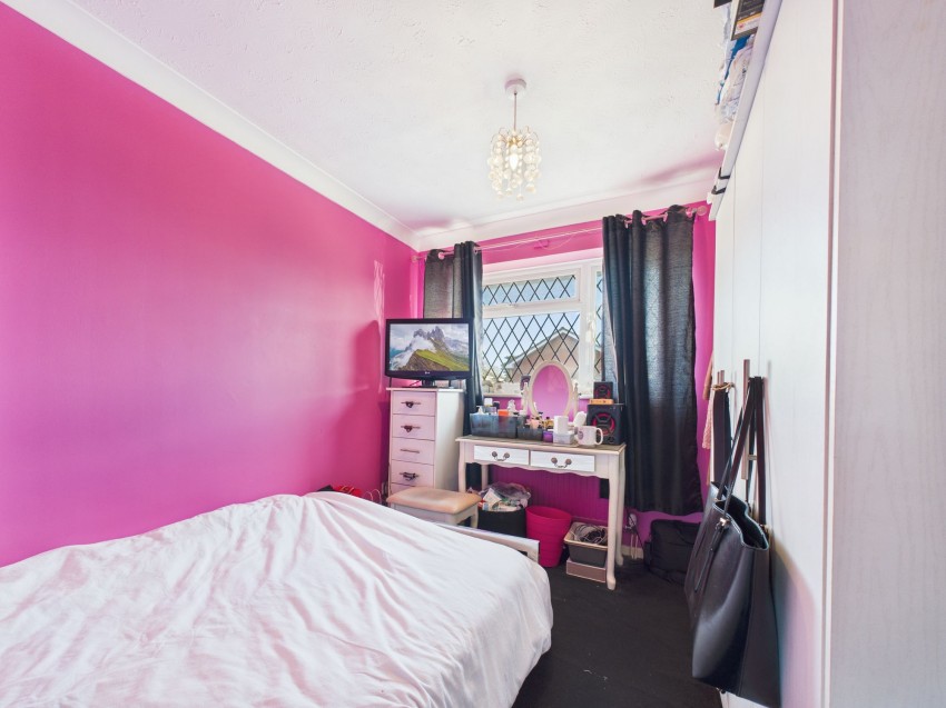 Images for Calshot Place, Calcot, RG31