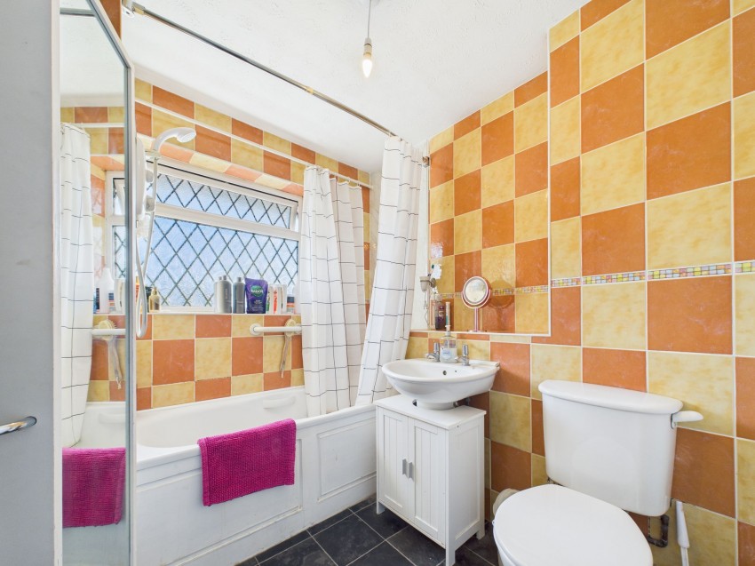 Images for Calshot Place, Calcot, RG31